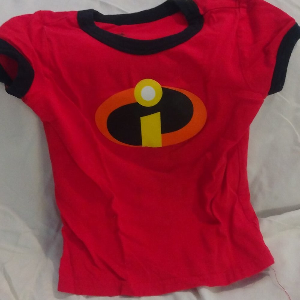 Incredibles team tee 6y